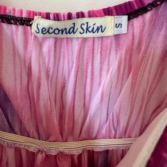 Colorful Pink & Purple Zig Zag Pattern Juniors' Beach Summer Dress - Picture 2 of 8